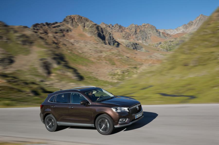  Borgward BX7 2016 года  (фото 8 из 29)